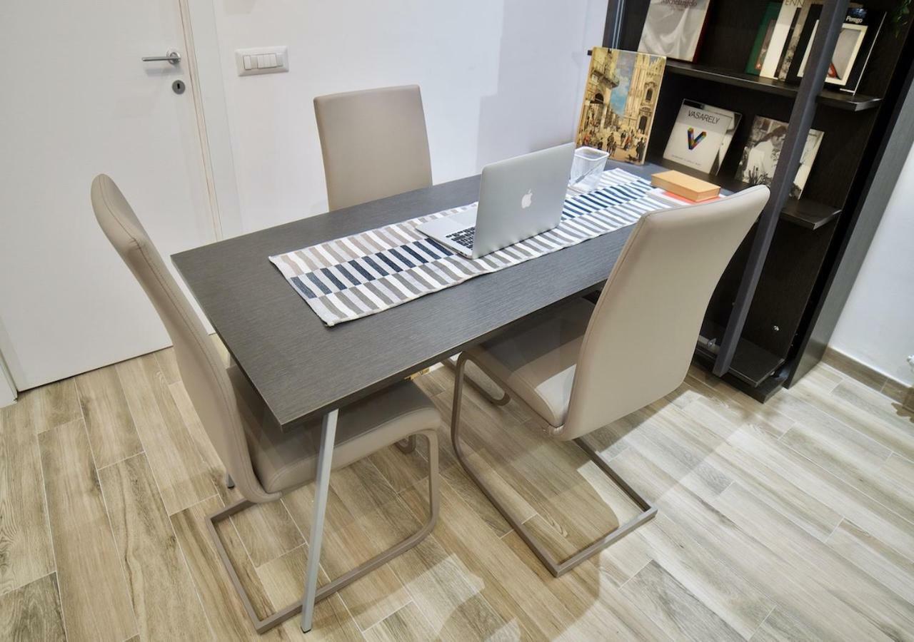 Central Lepetit Apartment De Luxe ミラノ エクステリア 写真